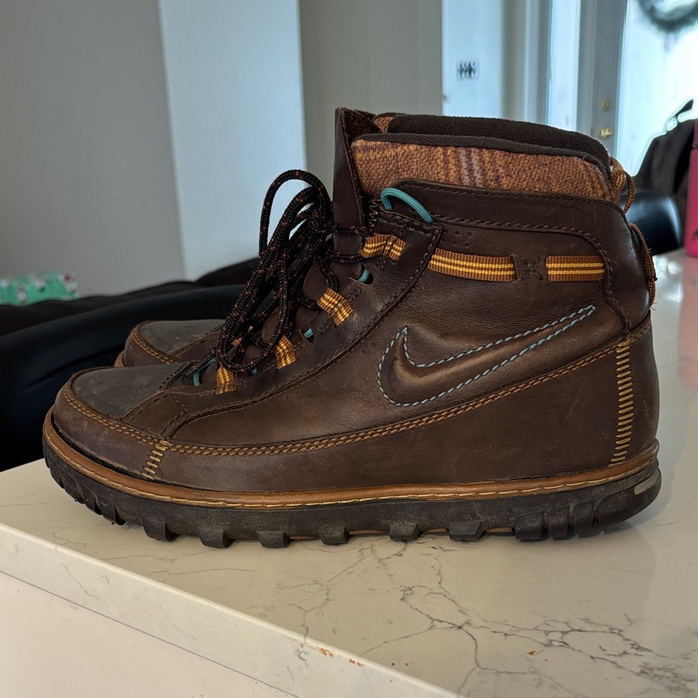 Nike Winter Boots